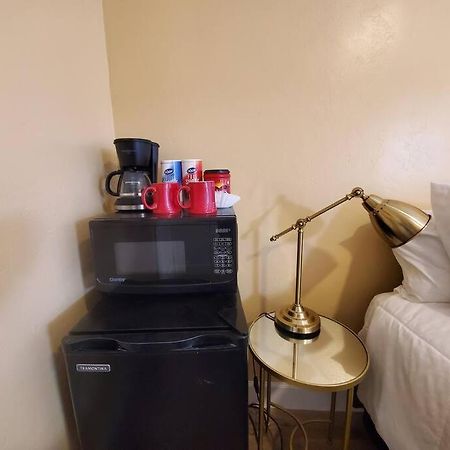 Centrally Located Studio And Cozy Place Perfect For Travelers And Couples! Located In San Diego Downtown! Perfect For Your Quick Getaway! Lägenhet Exteriör bild
