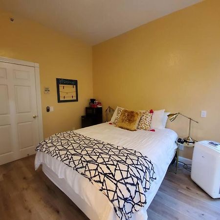 Centrally Located Studio And Cozy Place Perfect For Travelers And Couples! Located In San Diego Downtown! Perfect For Your Quick Getaway! Lägenhet Exteriör bild