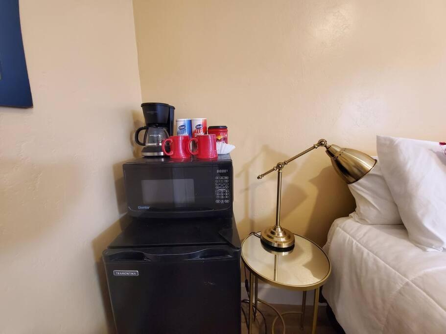 Centrally Located Studio And Cozy Place Perfect For Travelers And Couples! Located In San Diego Downtown! Perfect For Your Quick Getaway! Lägenhet Exteriör bild